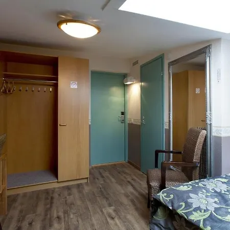 Himos Ξενοδοχείο 2*